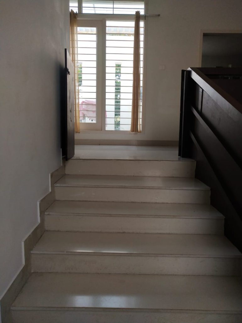 independent house ecr uthandi chennai